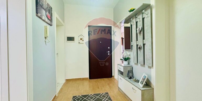 20250825185213-975653-19