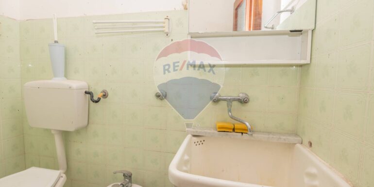 20250826100817-972363-11