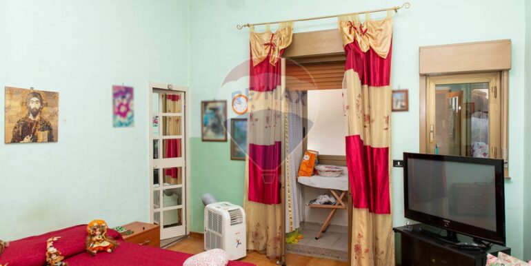 20250826103354-975715-4