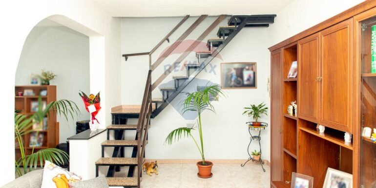 20250826103354-975715-6