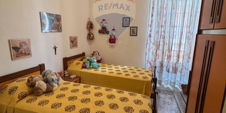 20250826165818-975850-13