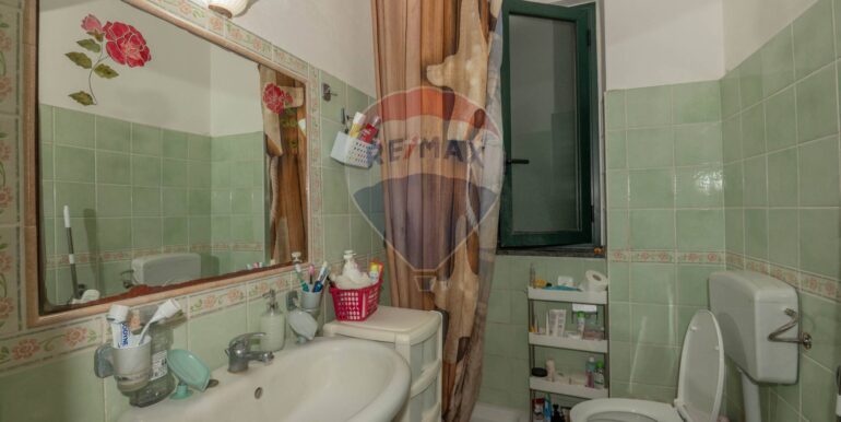 20250827110637-975890-7