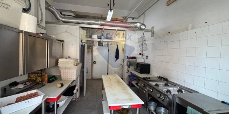 20250827130211-975990-15