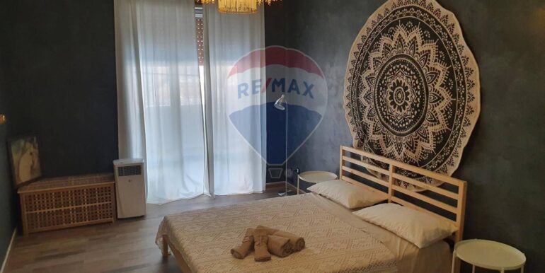 20250827164605-975978-49