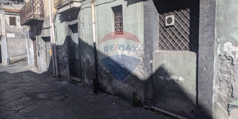 2025082784650-975719-5