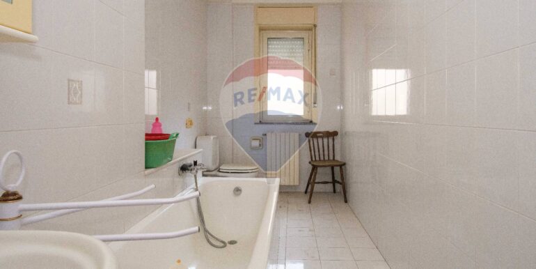 20250828103416-975344-12