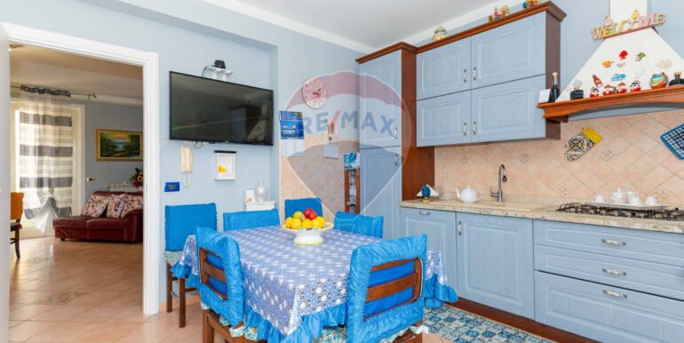 20250828113900-976135-3