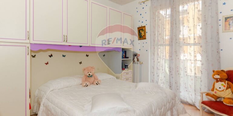 20250828113903-976135-15