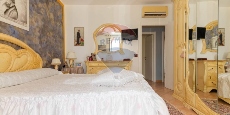 20250828113903-976135-17