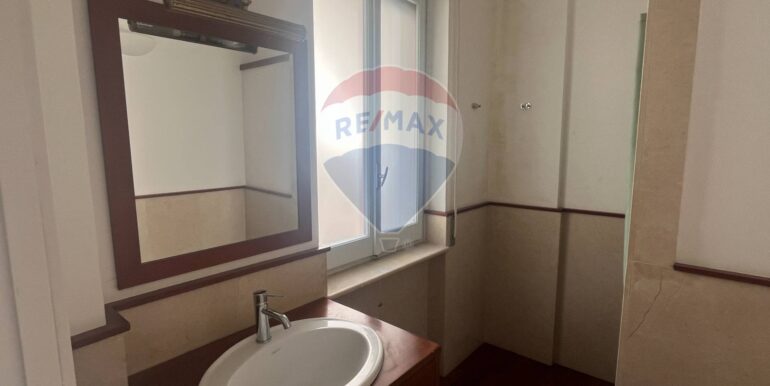 20250828161206-976230-4