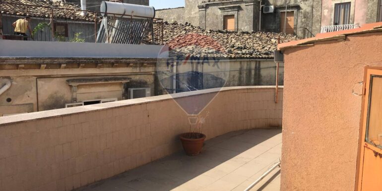 20250828170946-976254-3