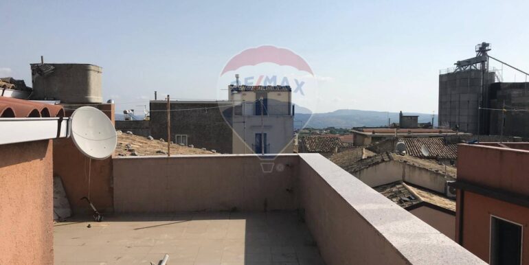 20250828170949-976254-4