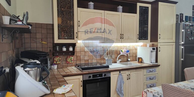 20250828174143-976115-4