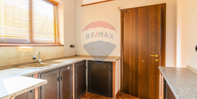 20250828190152-975709-9