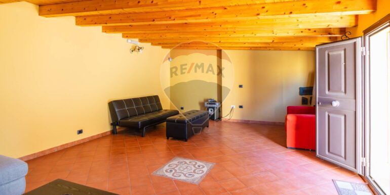 20250828190220-975709-19