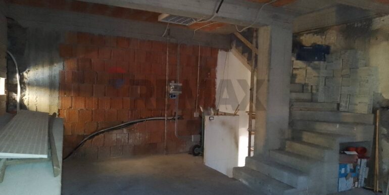 2025082875518-976045-24