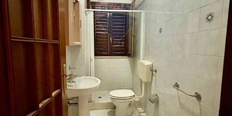 20250829111735-976418-14