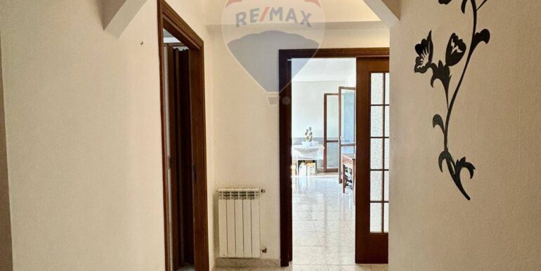 20250829111745-976418-18