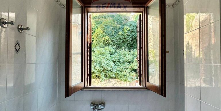 20250829111750-976418-20