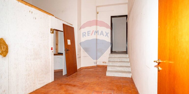 20250829121219-976443-7