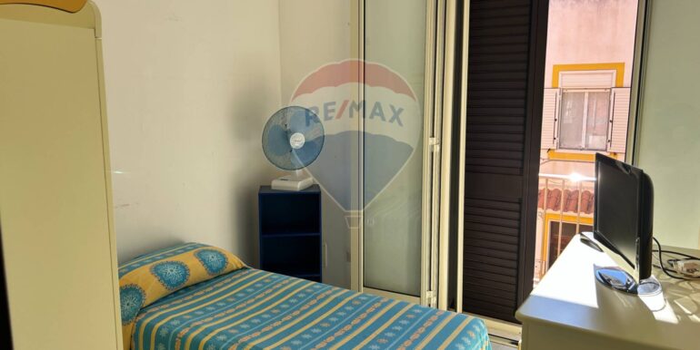 20250829183705-976633-8