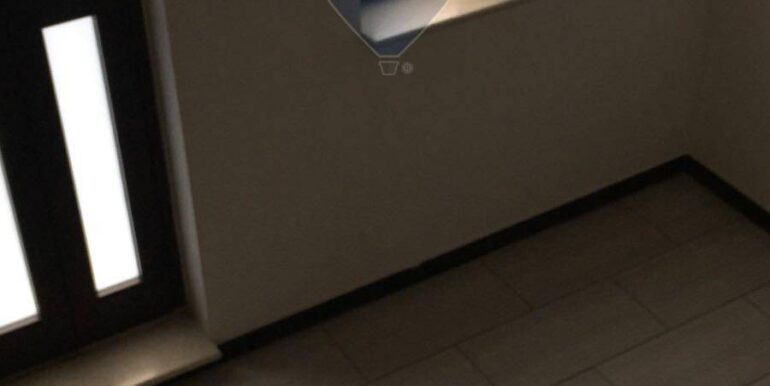 20250829183707-976633-21