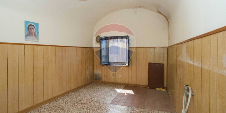 20250829184839-976619-14