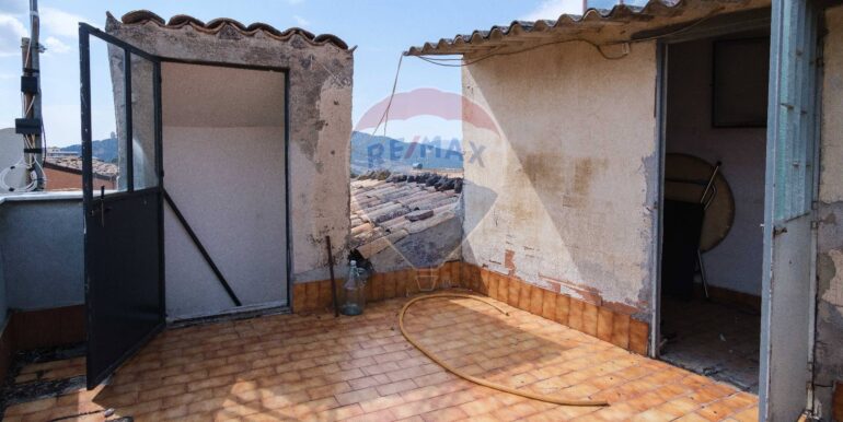 20250829184901-976619-20