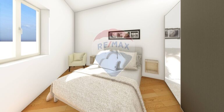 20250829194358-974506-33