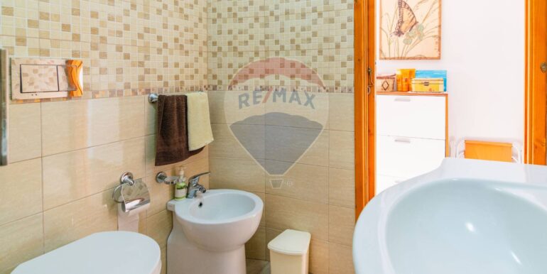 20250829200730-976439-16