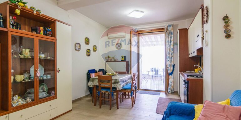 20250829200743-976439-20