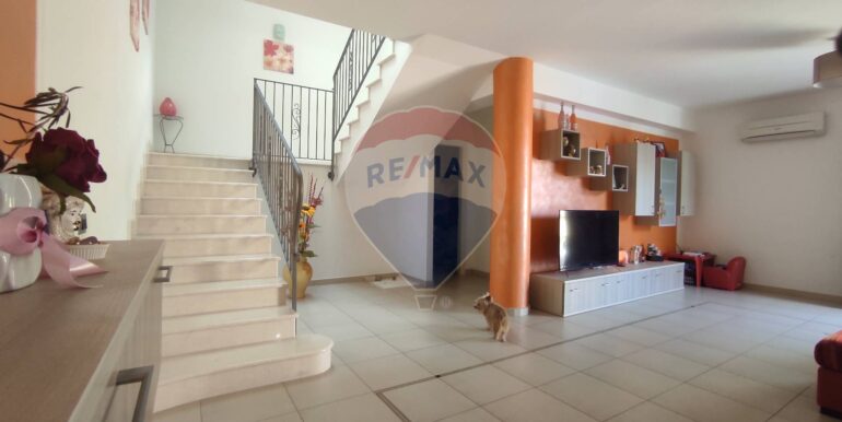 20250901111629-976883-15