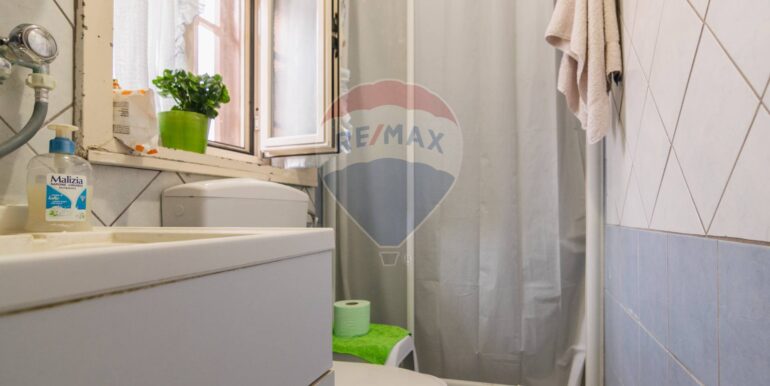 20250901125621-976920-16