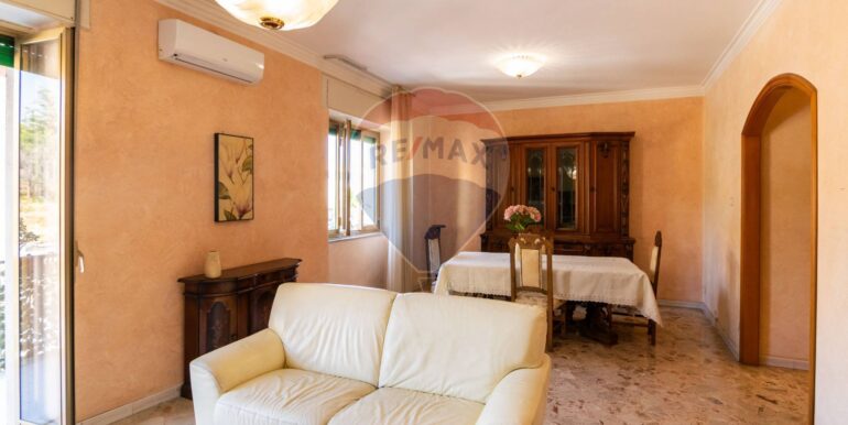 20250901125839-976909-3