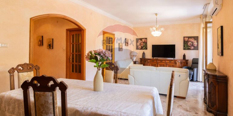 20250901125849-976909-4