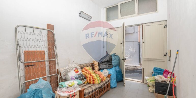 20250901184619-976444-13