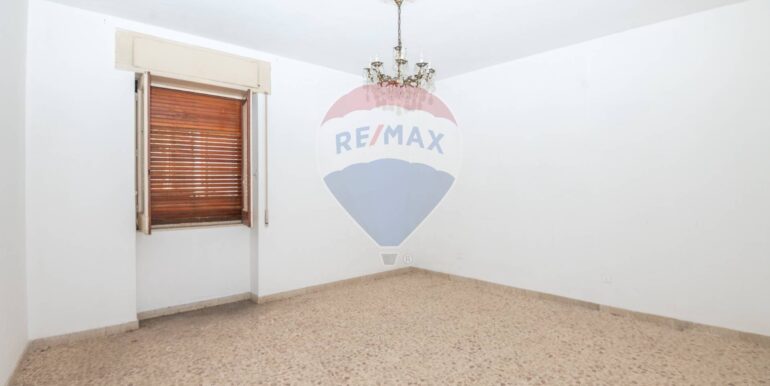 20250901184624-976444-15