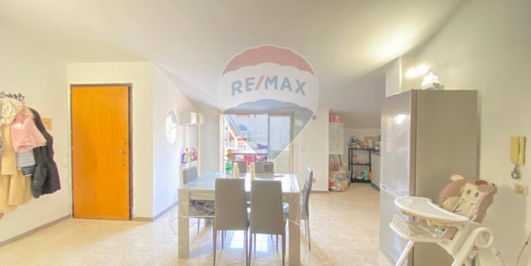 20250902193439-977037-15