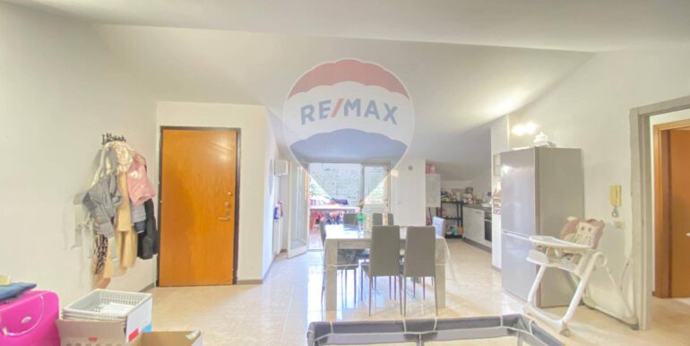 20250902193442-977037-16