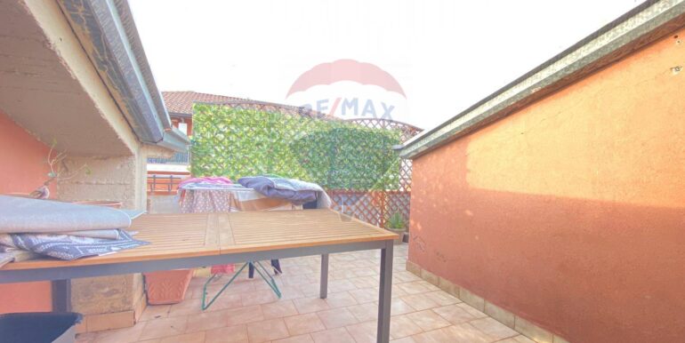 20250902193457-977037-22