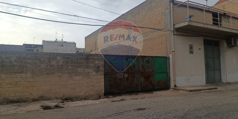 20250903150329-977464-5