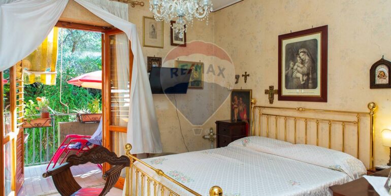 20250903163438-977622-26