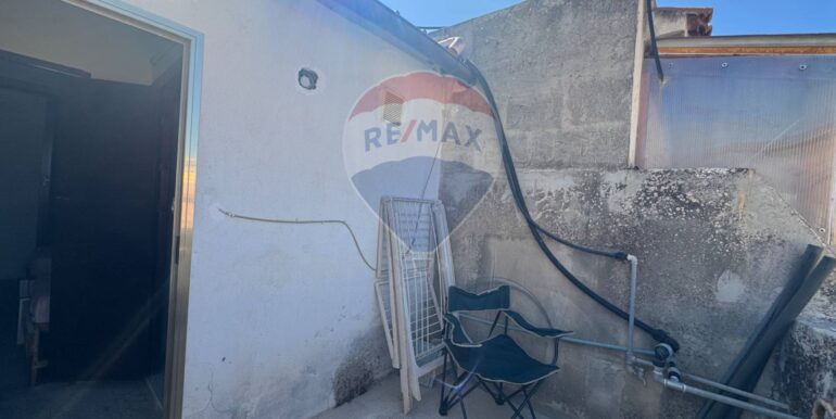 20250903184135-977678-3