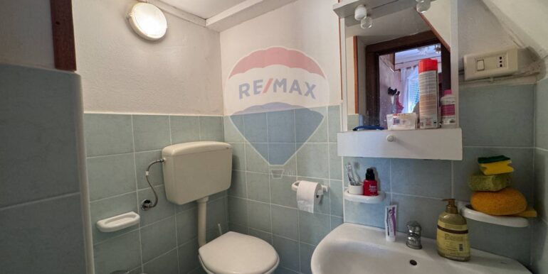 20250903184149-977678-8