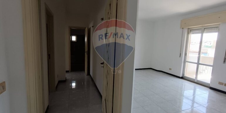 20250903184607-977681-3