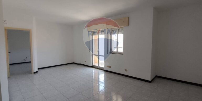 20250903184646-977681-14