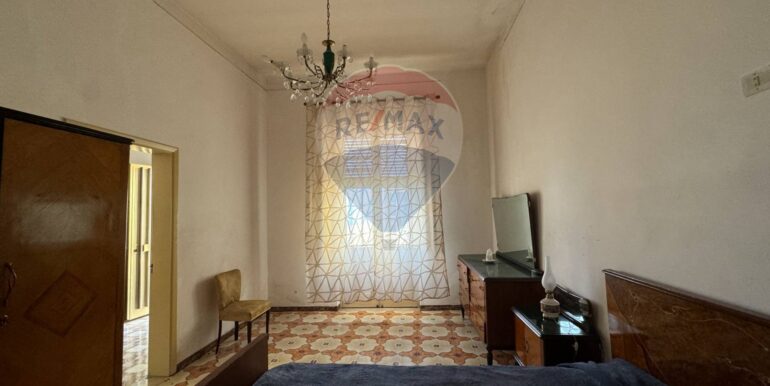 2025090395748-977335-8