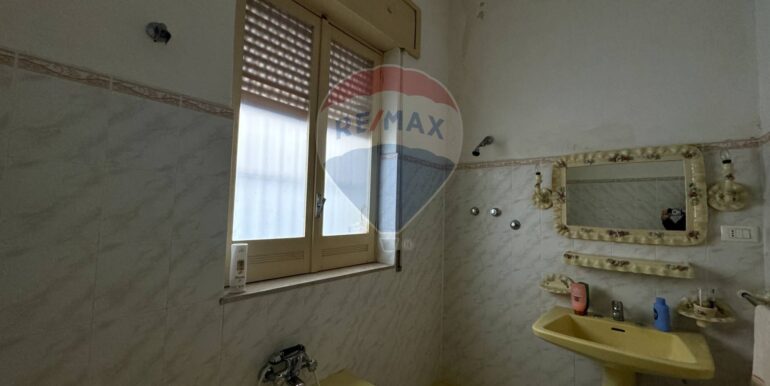 2025090395749-977335-16