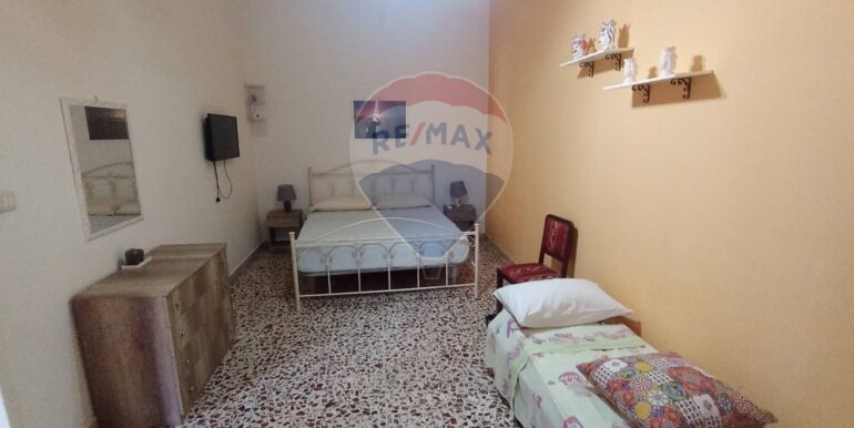 20250904165259-978021-20