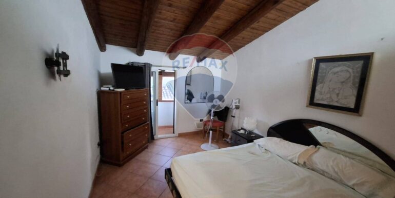 20250905121029-973920-6